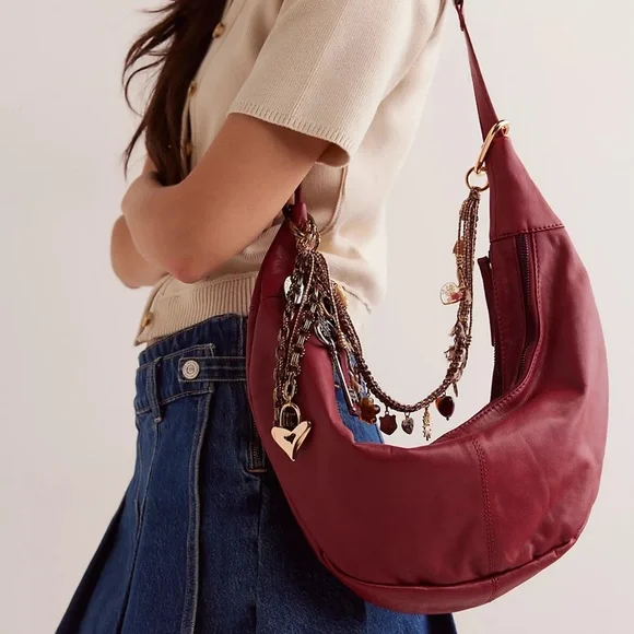 Free People Swag Bag Charm. NWT!!! - Picture 2 of 5